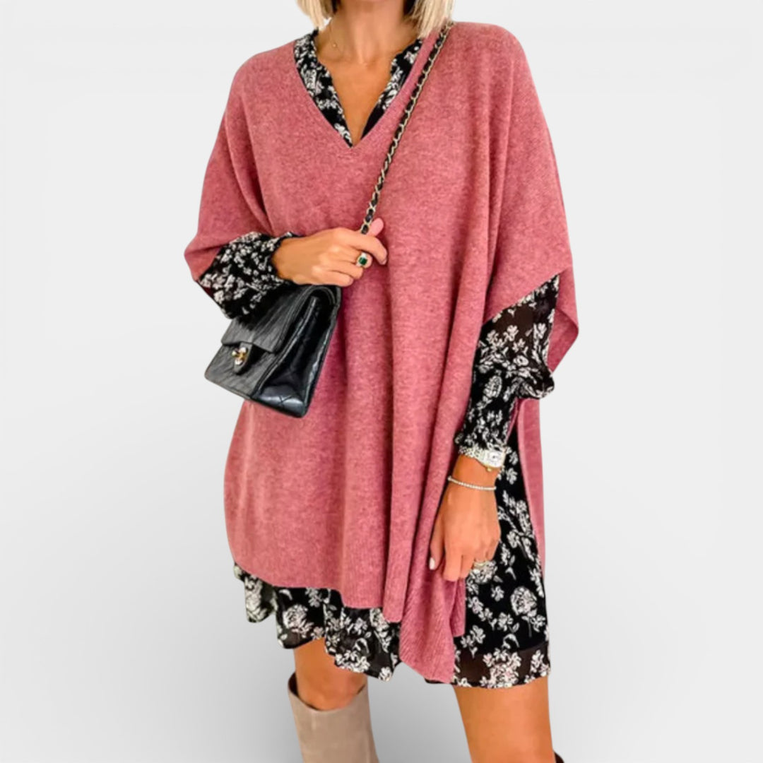 Otylia – Poncho sweter z dekoltem w serek
