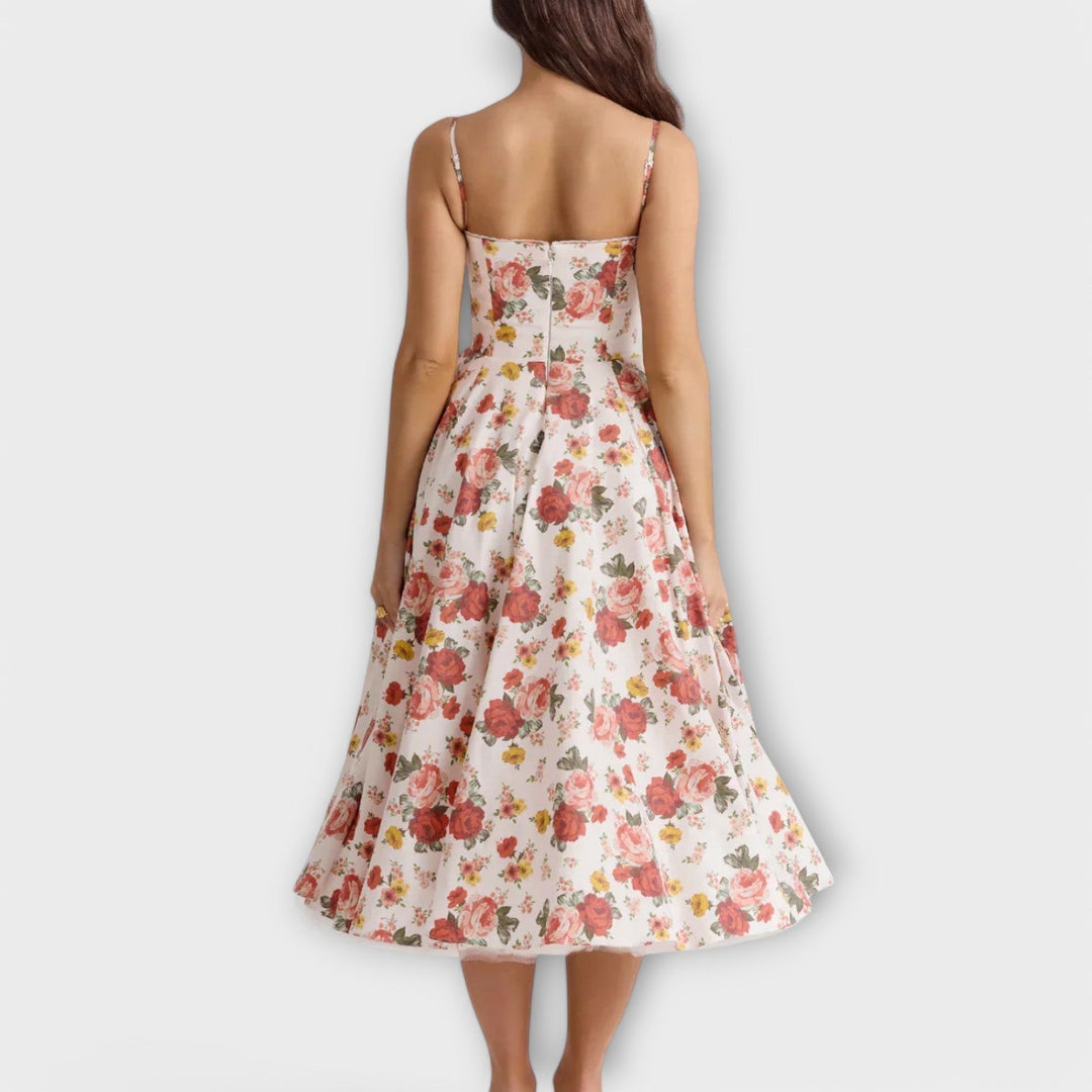 Mélie – Lekkie letnie sukienki z koronkowym detalem