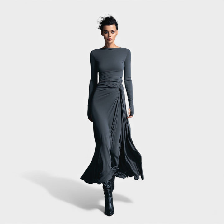 Anna – Elegancka sukienka z bocznym węzłem i delikatnym blaskiem