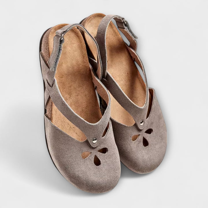 Althea – Urokliwe retro sandały na komfortowe lato