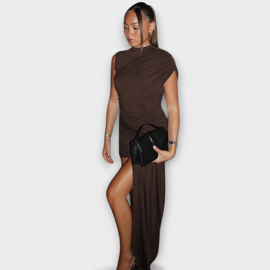 Lila - Stylowe, wąskie sukienki z okrągłym dekoltem i fałdami