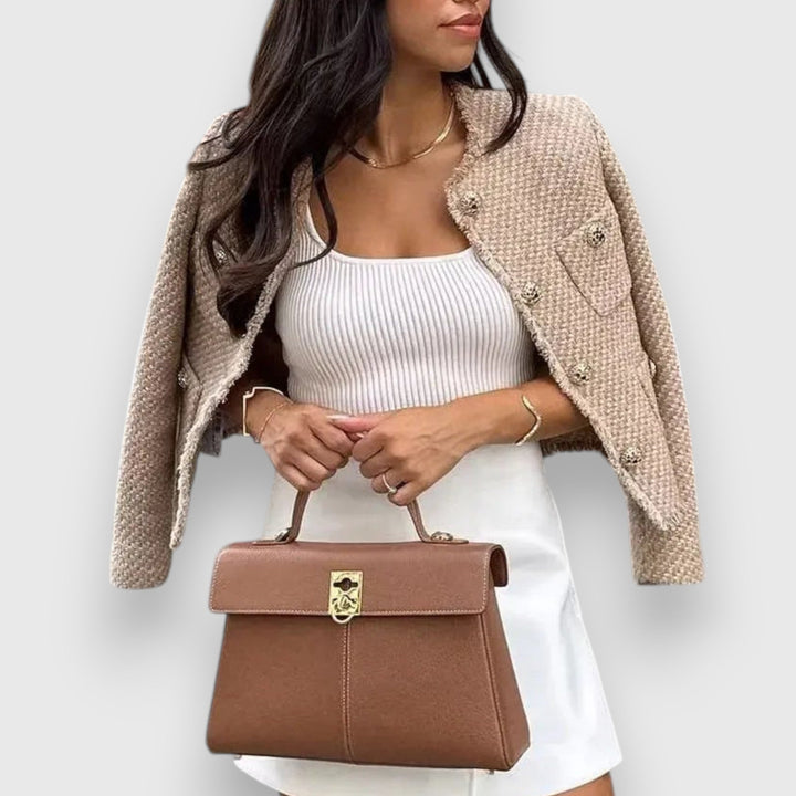 Kiriane – Kurtka przejściowa o ponadczasowej sylwetce