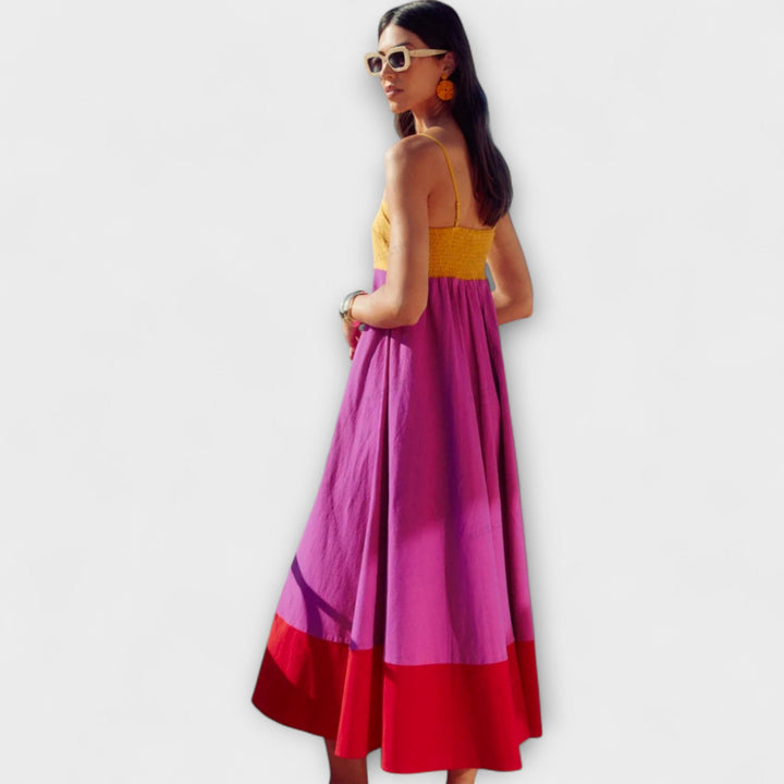 Sukienka na ramiączkach w stylu color block