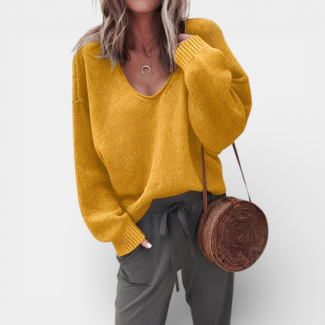 Martyna – Dzianinowy sweter z dekoltem V