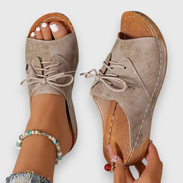 Saskia – Sandały w stylu vintage