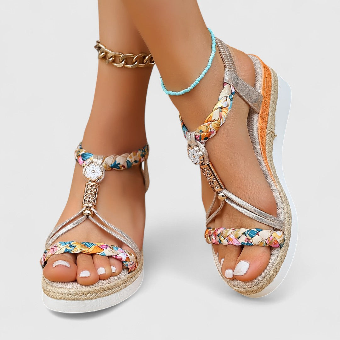 Lenka - Wygodne sandały na koturnie