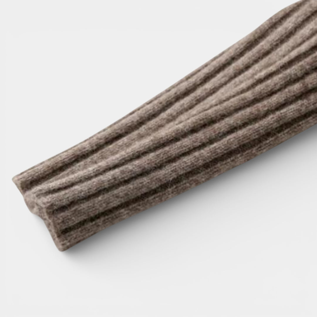 Irena – Dzianinowa sukienka swetrowa z golfem