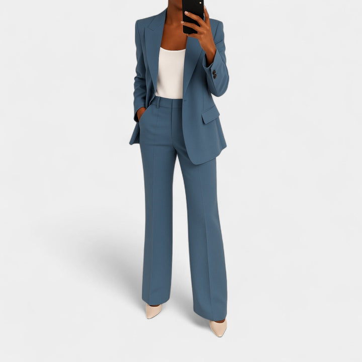 Markéta – Damski kostium