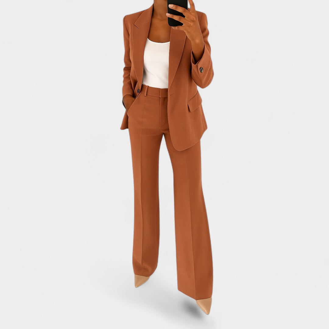 Markéta – Damski kostium