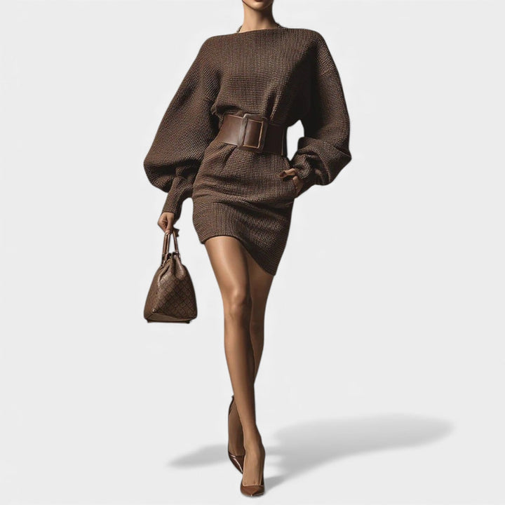 Ema – Elegancka dzianinowa sukienka z paskiem