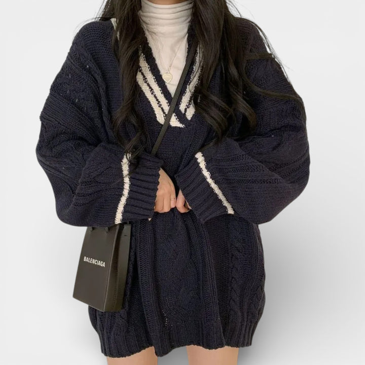 Liwia – Oversize sweter z dekoltem V