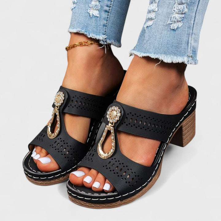 Vlasta - Eleganckie i Wygodne Sandały Ortopedyczne