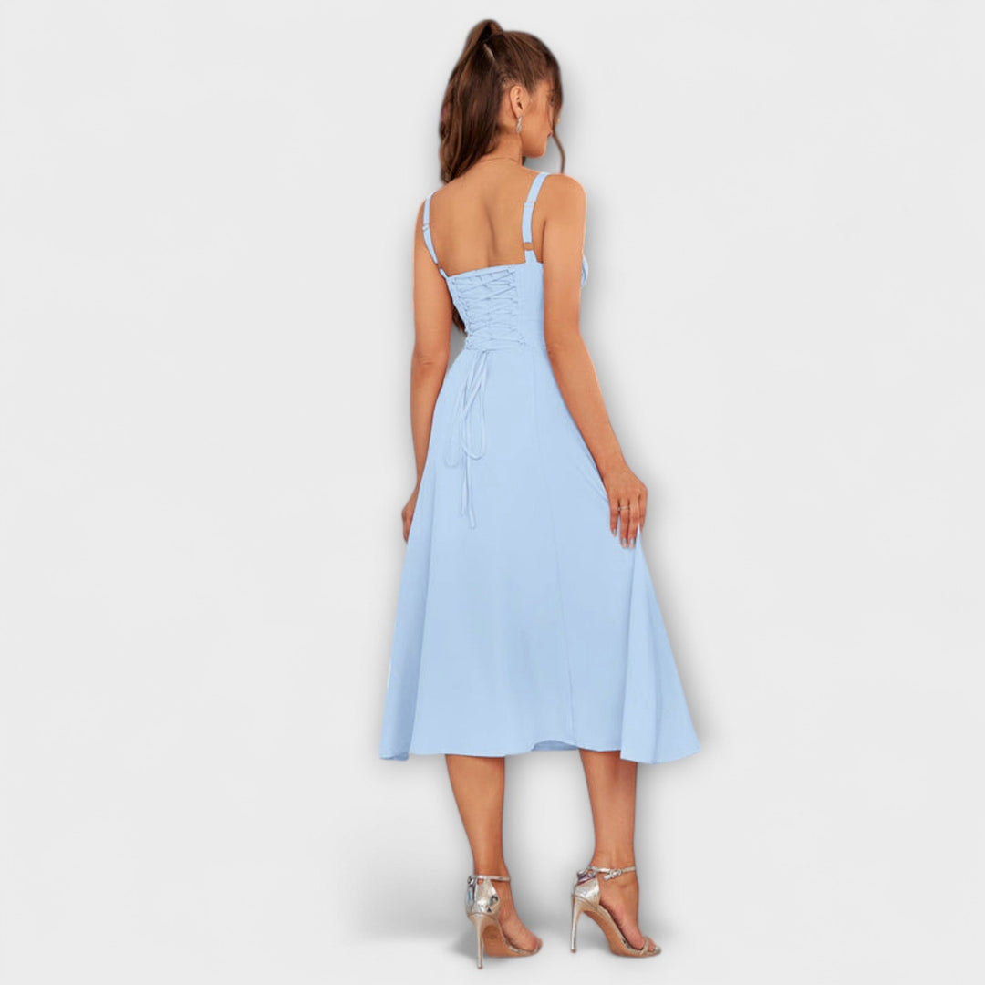 Nadzieja - Różowa sukienka z detalem rozcięcia