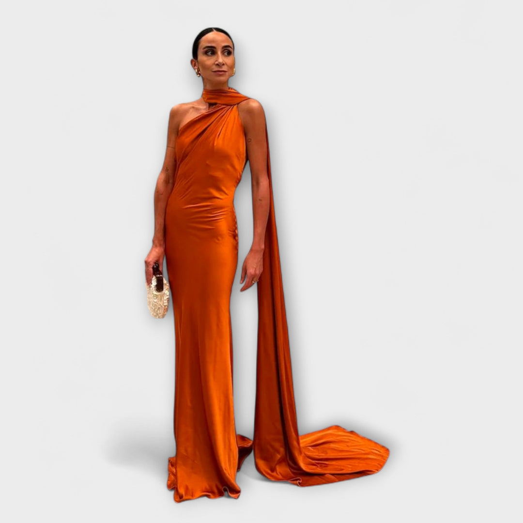 Stylowa maxi sukienka z odkrytymi ramionami i wiązaniem na szyi