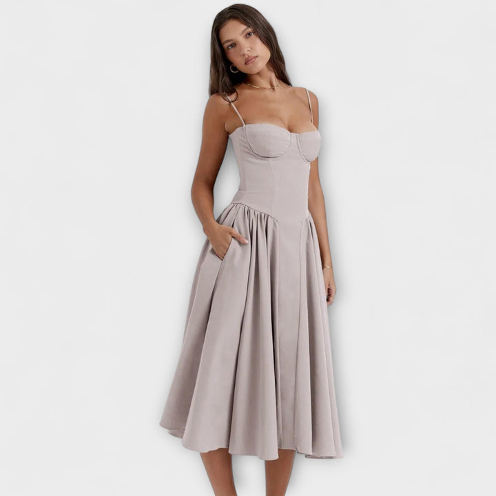 Rosalie - Elegancka sukienka koronkowa bez rękawów