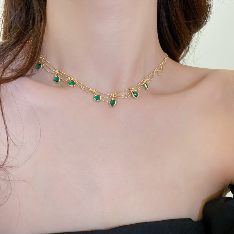 Naszyjnik w kształcie serca