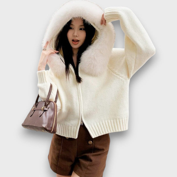 Alisanne – Sweter z zamkiem i kołnierzem z futra sztucznego