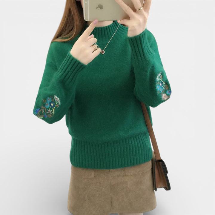 Florence – Sweter damski z kwiatowym haftem i stójką