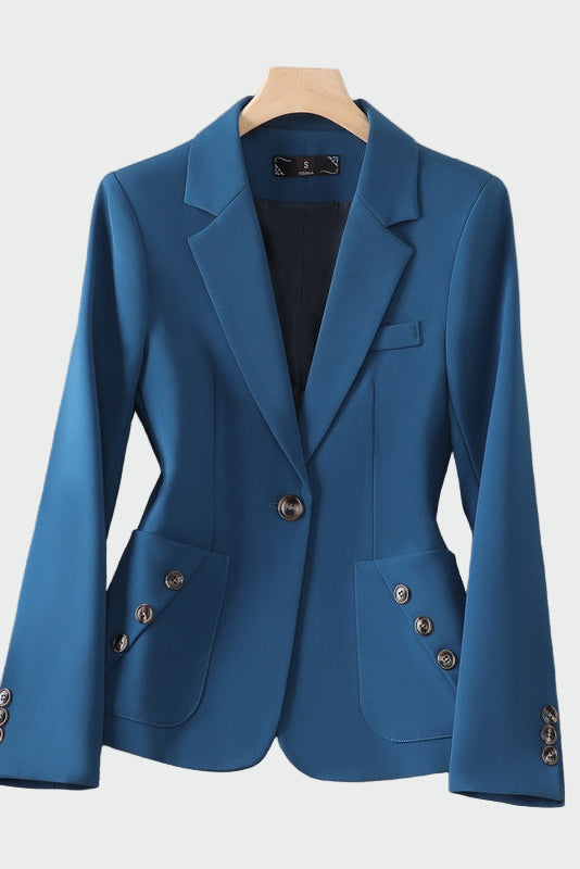 Ilda - Kurtka o fascynującej linii