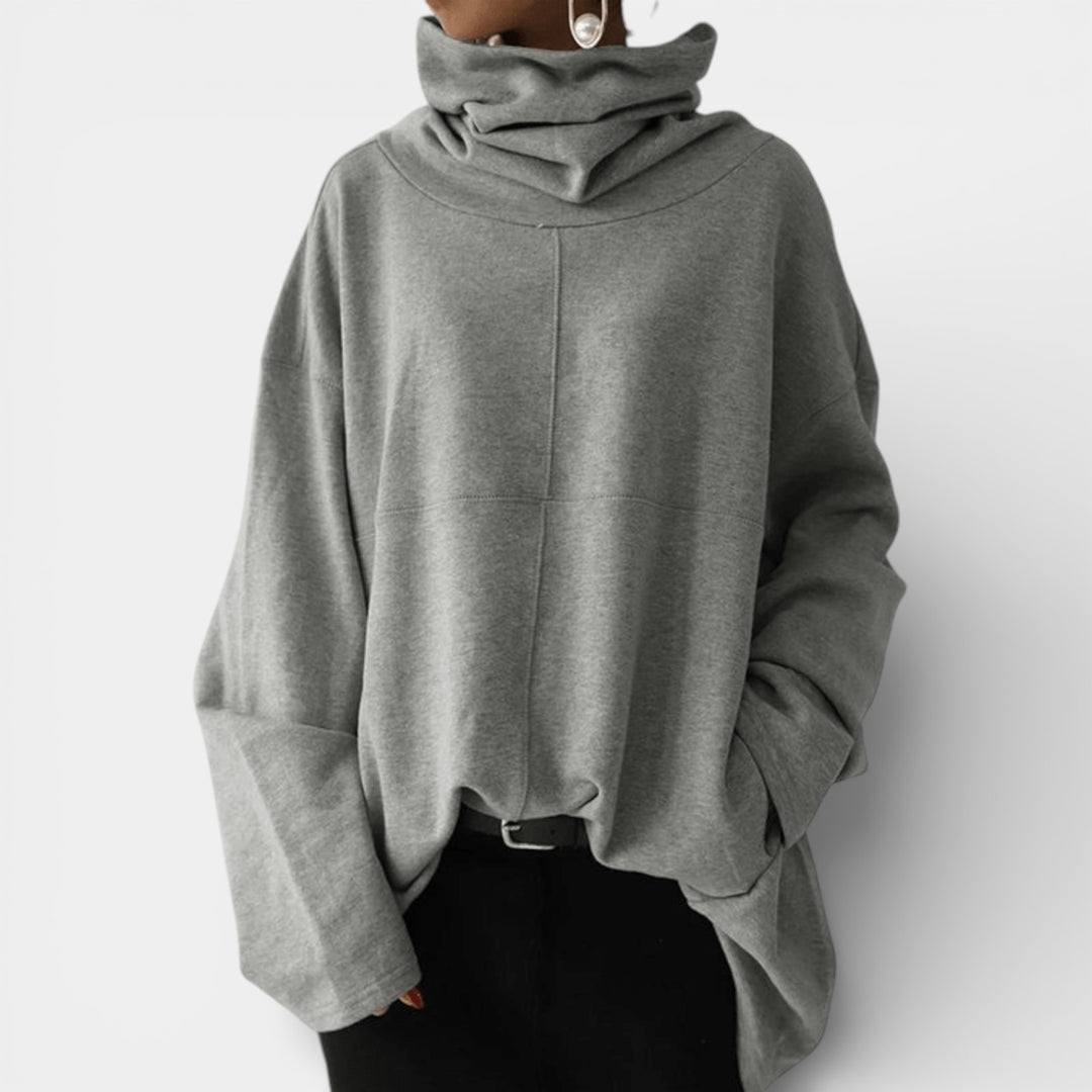 Jagoda – Oversize sweter z wysokim kołnierzem