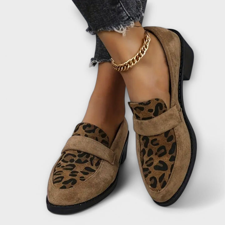 Karla - Eleganckie damskie buty w leopardzim wzorze