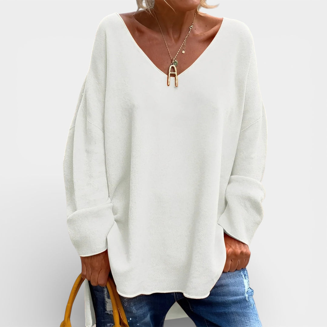 Iga – Lekki, luźny sweter z dekoltem w serek