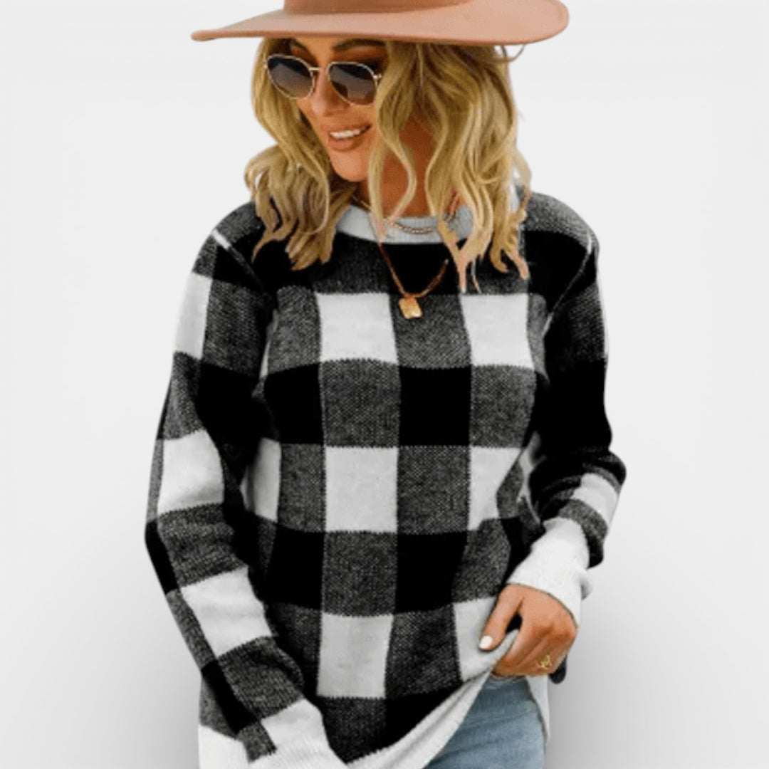 Kornelia – Kraciasty sweter z okrągłym dekoltem