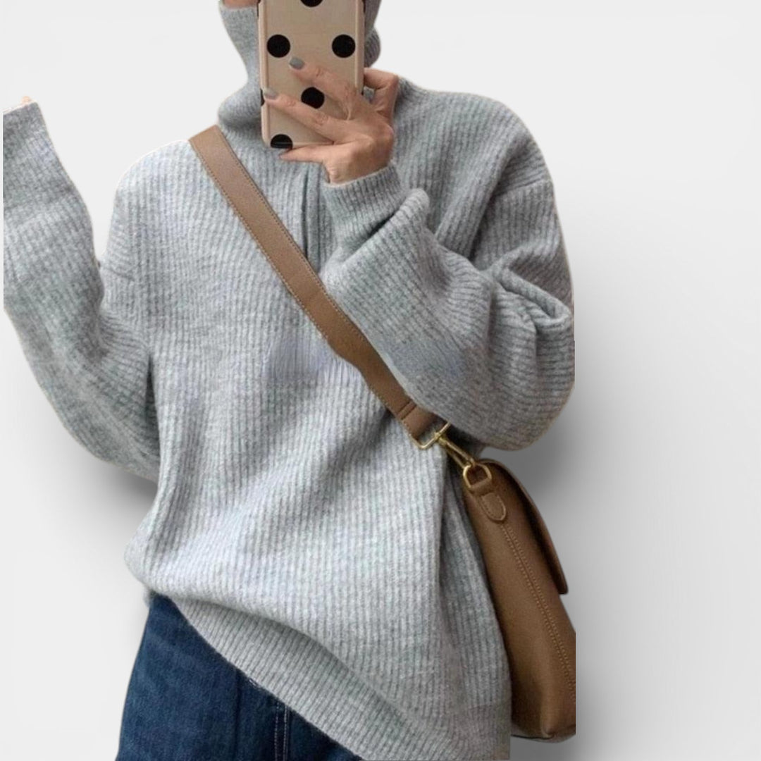 Irena – Sweter z półzamkiem i kołnierzem