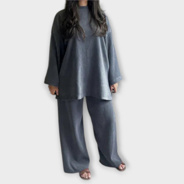 Ingrid - Zestaw w rozmiarze oversize - Styl prążkowany