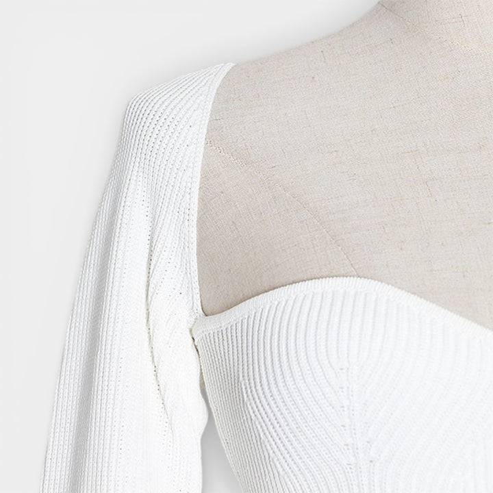 Kalina – Dopasowany sweter z dzianiny z kwadratowym dekoltem